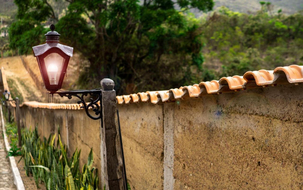 Pousada Villa Magna - Chale Familia Diamantina Buitenkant foto